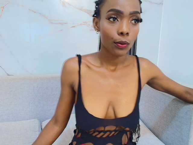 MelaniePatton's BongaCams show and profile