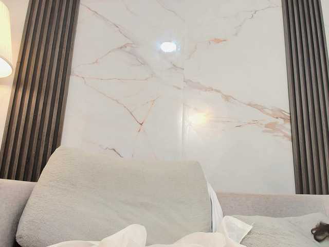 MelaniePatton's BongaCams show and profile