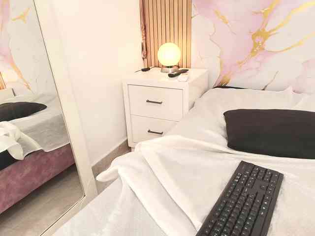 MelaniePatton webcam