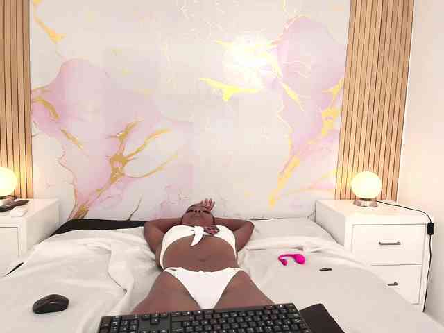 MelaniePatton webcam