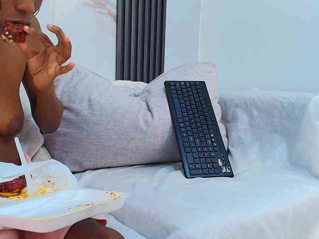MelaniePatton webcam