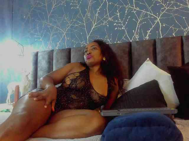 miagutierrez11 webcam