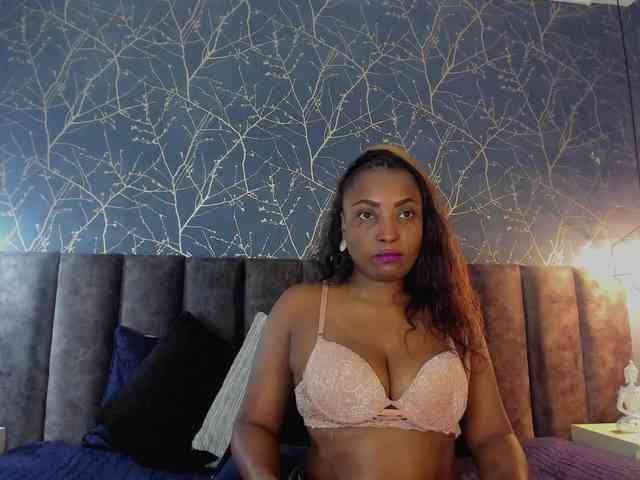 miagutierrez11 webcam