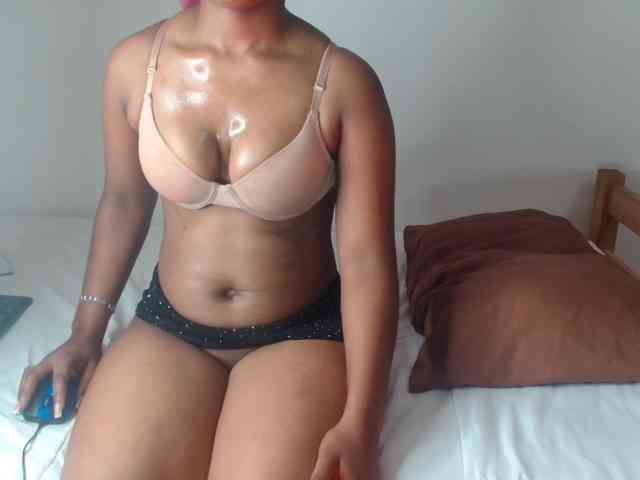 AshleyT255 webcam