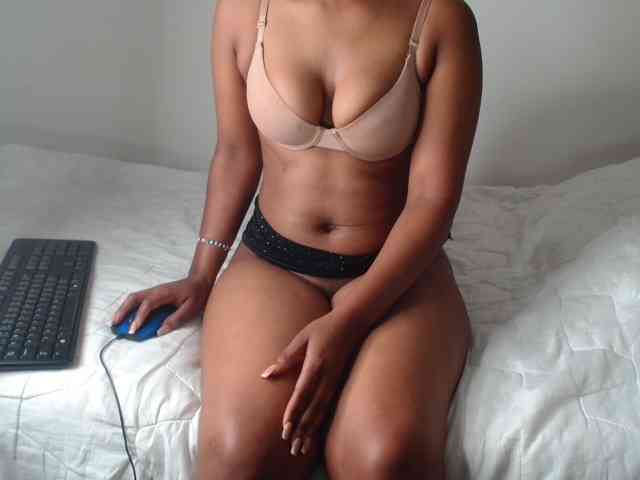 AshleyT255 webcam