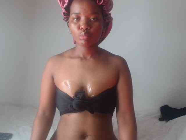 AshleyT255 webcam