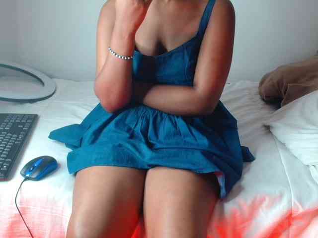 AshleyT255 webcam