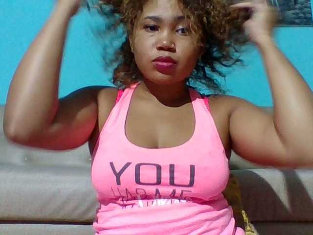 Vanylliah's BongaCams show and profile