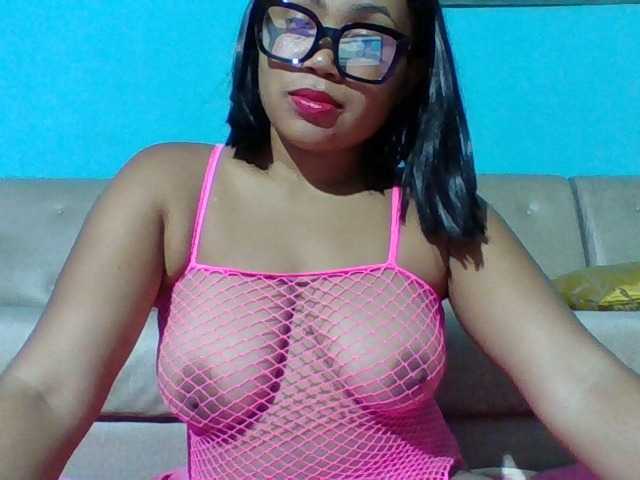 Vanylliah's BongaCams show and profile