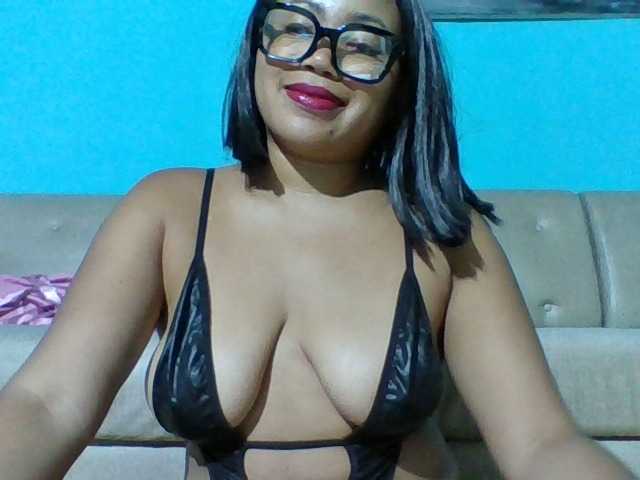 Vanylliah's BongaCams show and profile