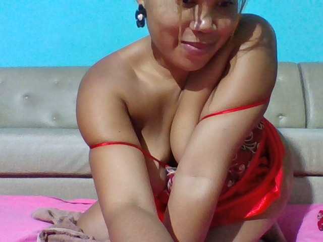 Vanylliah's BongaCams show and profile