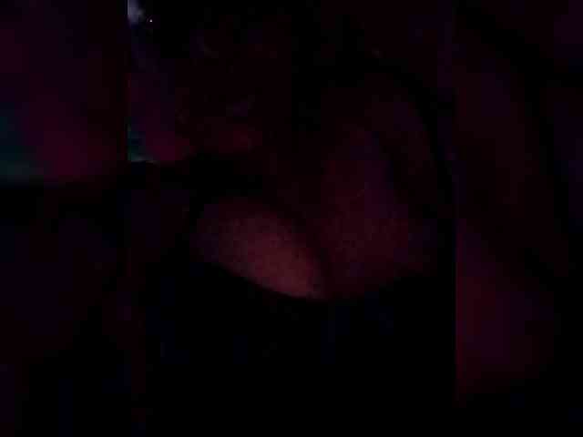 Novinhagreluda Live Webcam on BongaCams