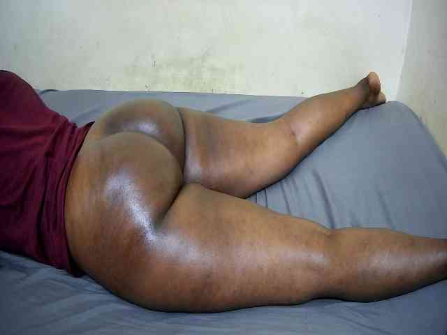 bigass-choco Live Webcam on BongaCams