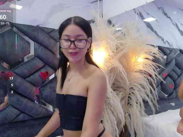 Amy-Dowson webcam