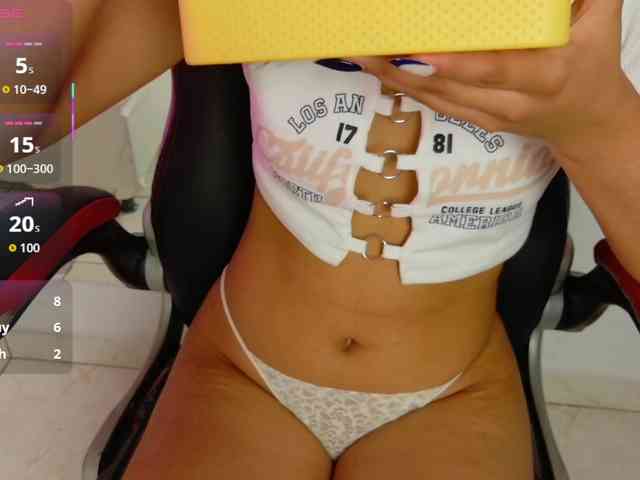 Amy-Dowson webcam