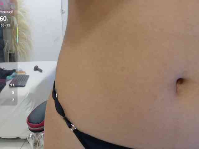 Amy-Dowson webcam