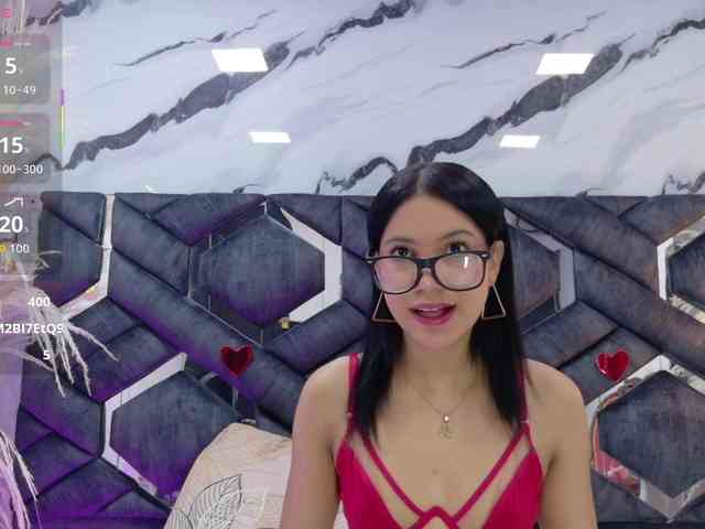 Amy-Dowson webcam