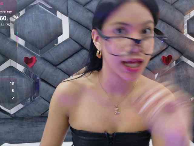 Amy-Dowson webcam