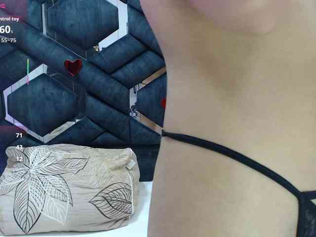 Amy-Dowson webcam