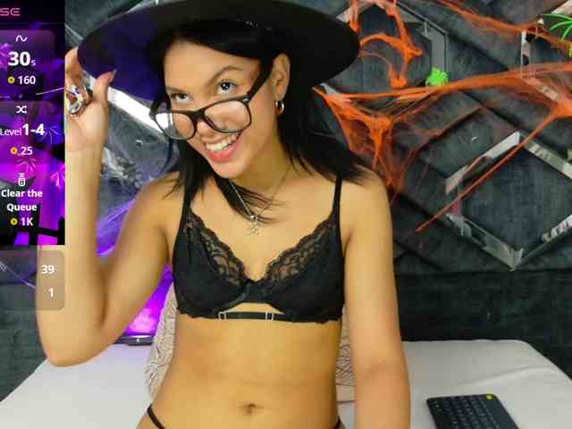 Amy-Dowson webcam