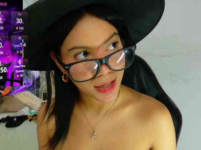 Amy-Dowson webcam