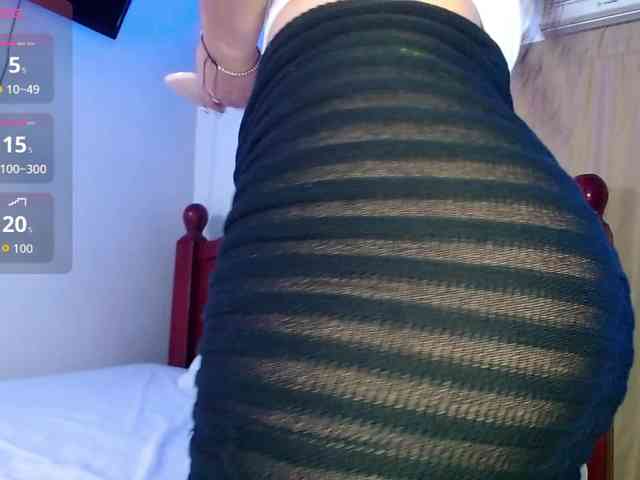 Fiorela Live Webcam on BongaCams