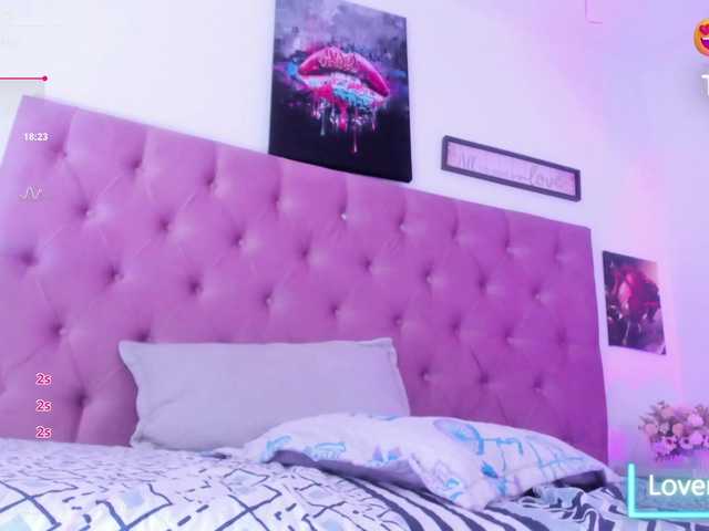 Karol-wish's BongaCams show and profile