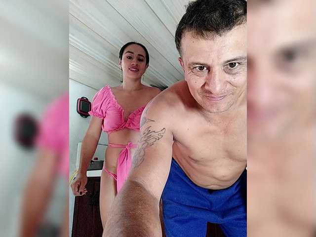 le modèle Ninfa-88 est en webcam porno dans un show sur le site bongacams, il possède les tags suivants: Latino/Hispanic,Brunette,Shaved