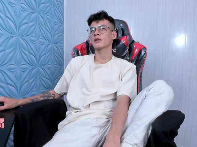 BunnyHorny69-