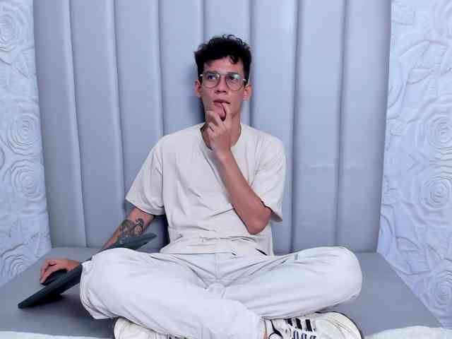 BunnyHorny69- BunnyHorny69-