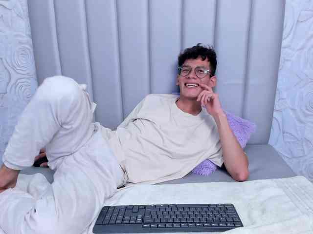 BunnyHorny69- BunnyHorny69-