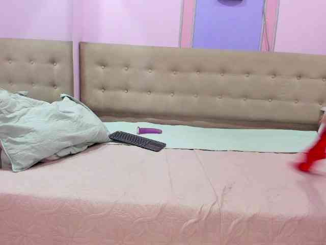 Aisha-Noir webcam