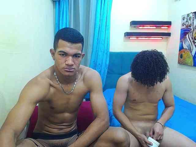 BLACKHUGECOCK Live Webcam on BongaCams