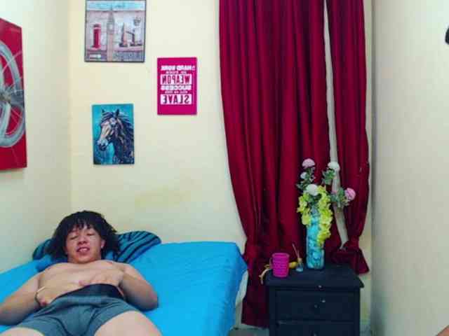 BLACKHUGECOCK BLACKHUGECOCK