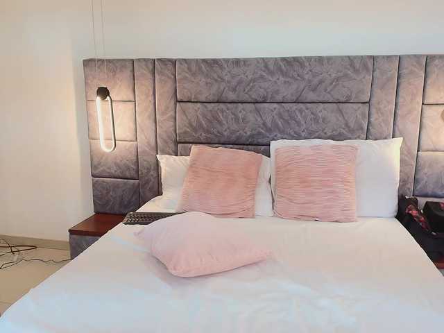 dakotra-megan's BongaCams show and profile