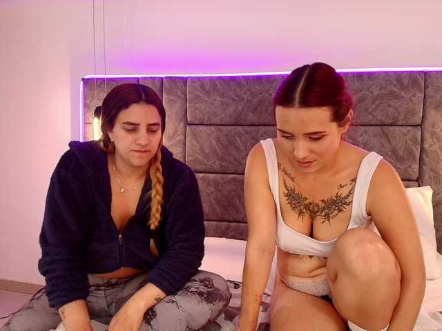 dakotra-megan live cam