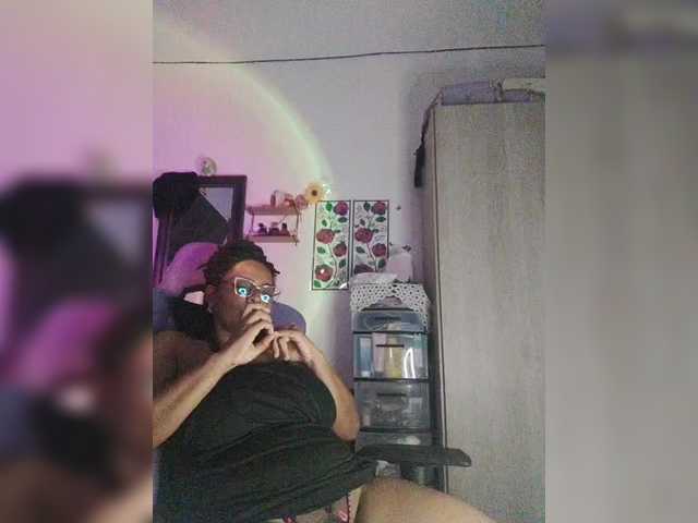  corinastonee chat room