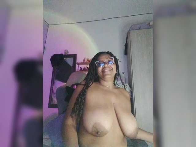  corinastonee chat room