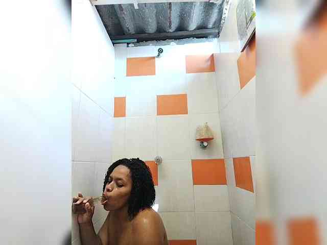 corinastonee corinastonee