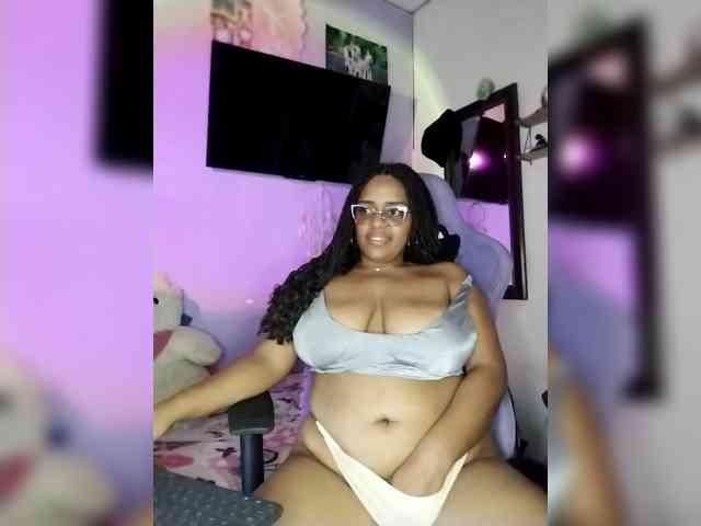 corinastonee webcam