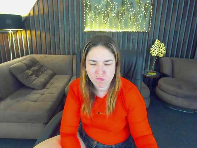 SofiiDarling's BongaCams show and profile