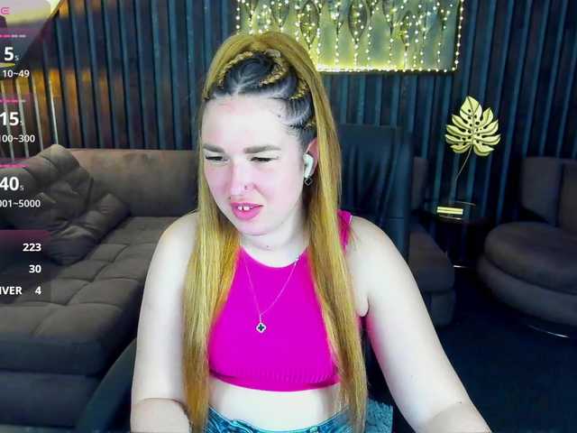 SofiiDarling live cam