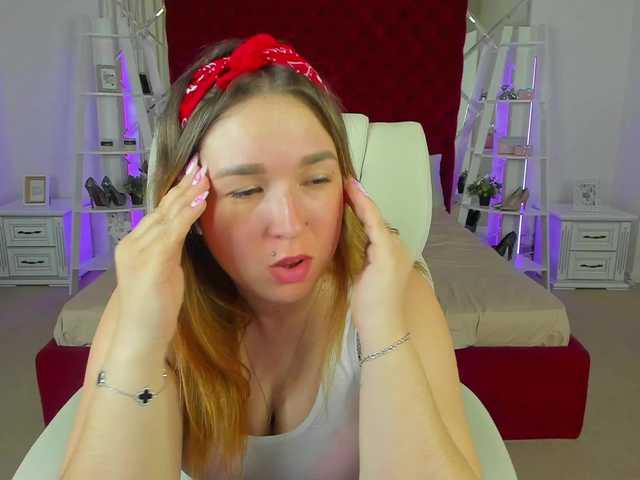 SofiiDarling's BongaCams show and profile