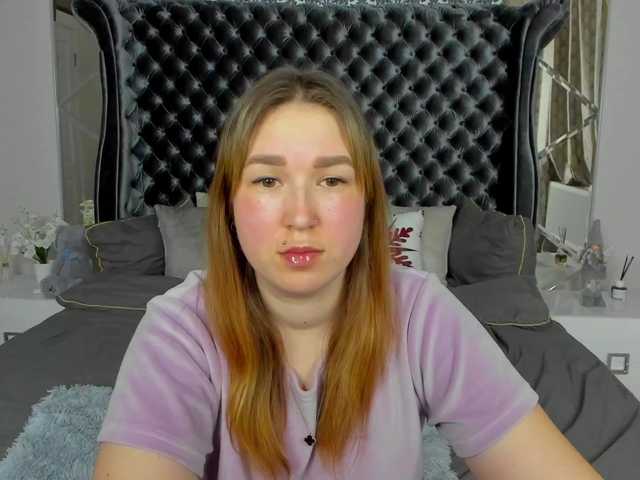 SofiiDarling's BongaCams show and profile