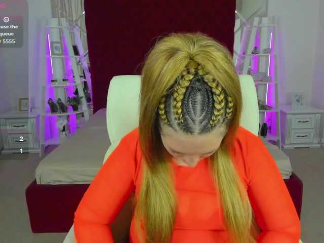 SofiiDarling's BongaCams show and profile