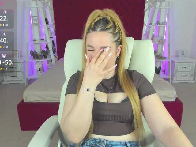 SofiiDarling's BongaCams show and profile