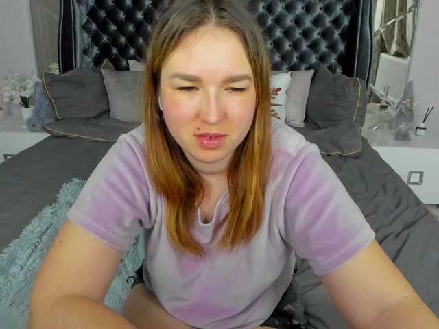 SofiiDarling's BongaCams show and profile