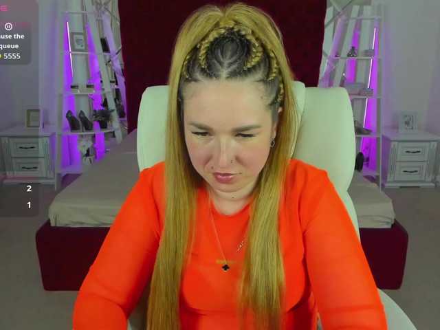 SofiiDarling's BongaCams show and profile