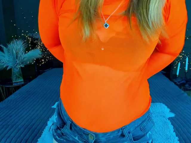 SofiiDarling's BongaCams show and profile