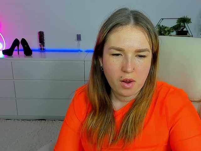 SofiiDarling's BongaCams show and profile